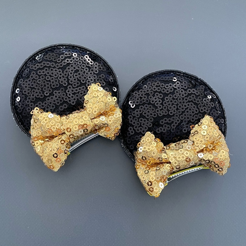 Minnie Mouse Ears Hair clips • Gold bows